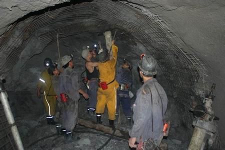 桂东工程爆破中的危险因素分析以及应对工程爆破危险的措施